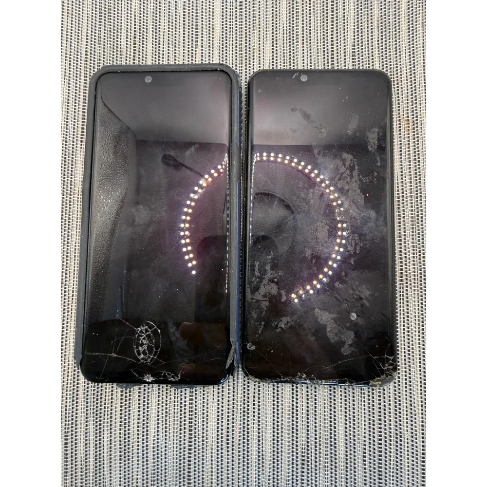 2x LG G8 ThinQ Black‎ Smartphone Lot Cracked Screen Locked For Parts or Repair